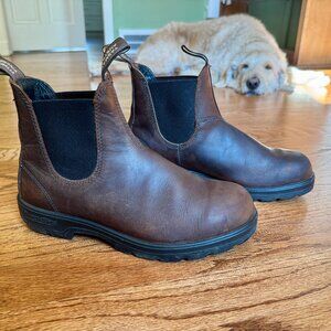 Women's Classic Blundstones Size 9.5